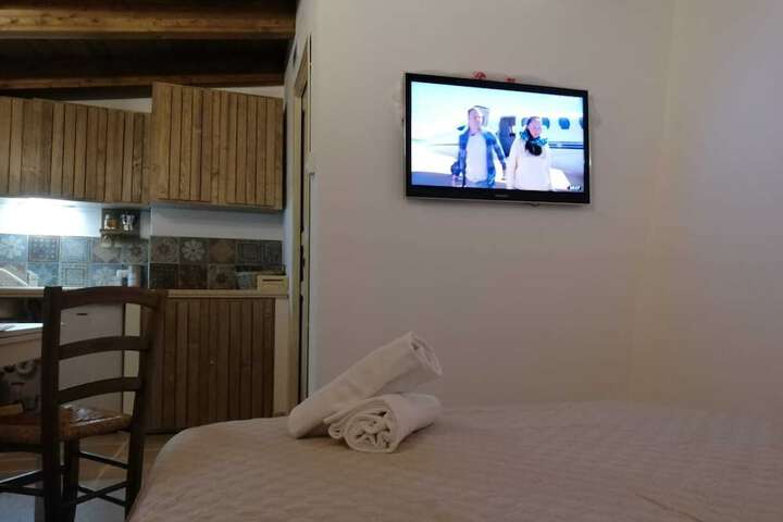 Room 10 of 22