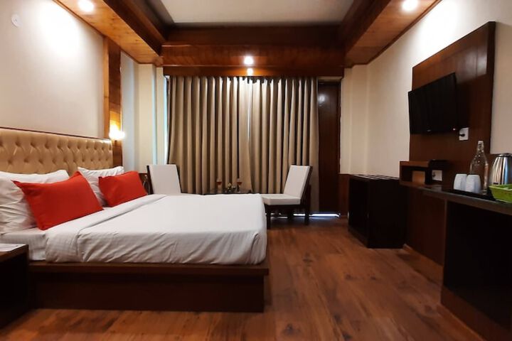 Room 10 of 22