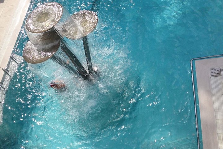Pools & Facilities