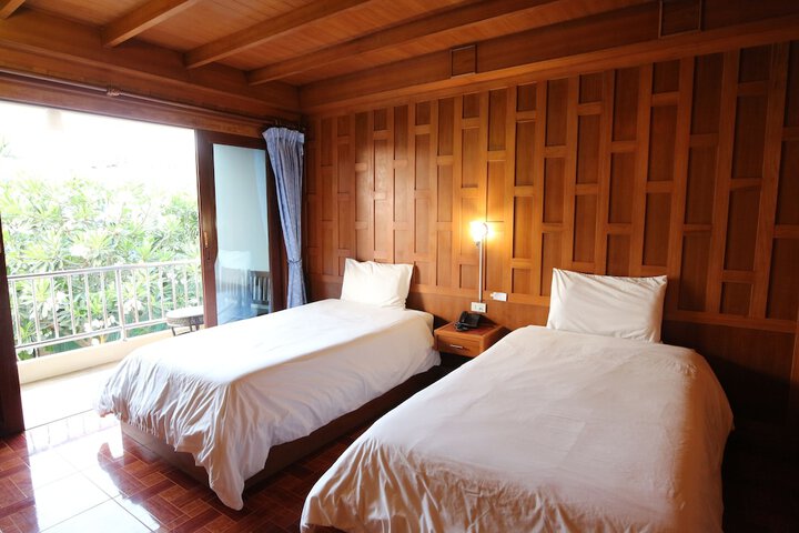Room 8 of 45