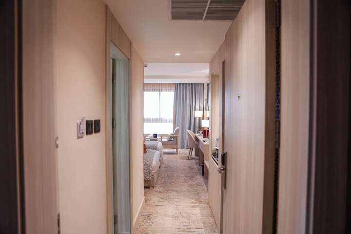 Room 29 of 90