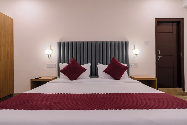 Room 29 of 48
