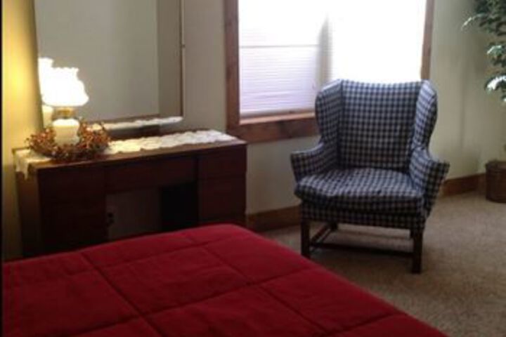 Room 10 of 24