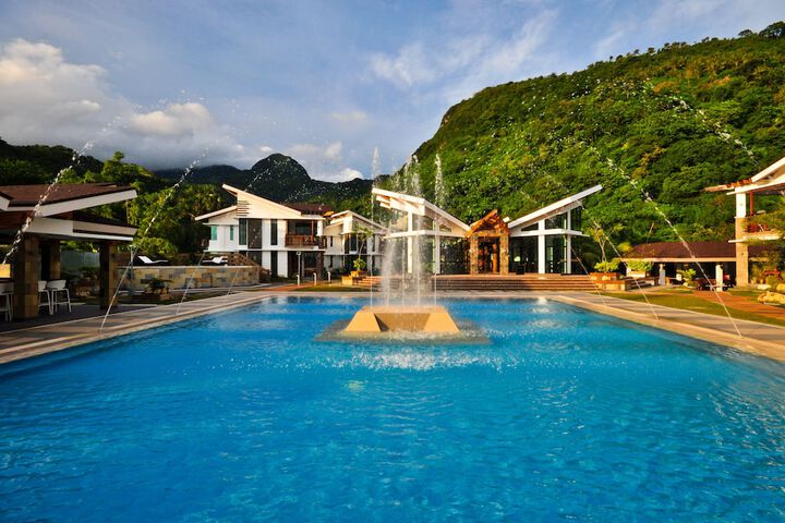 Pool 23 of 90
