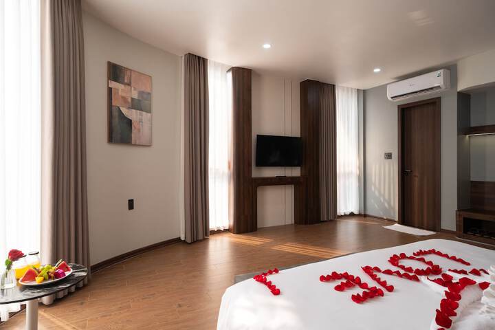 Room 47 of 93