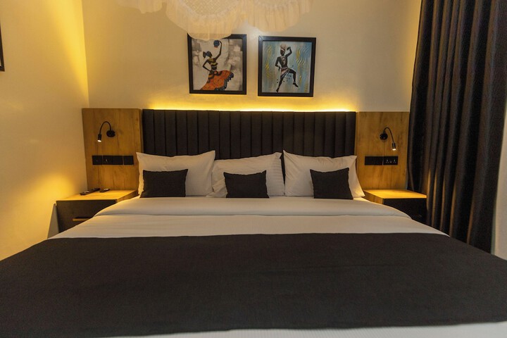 Room 22 of 94