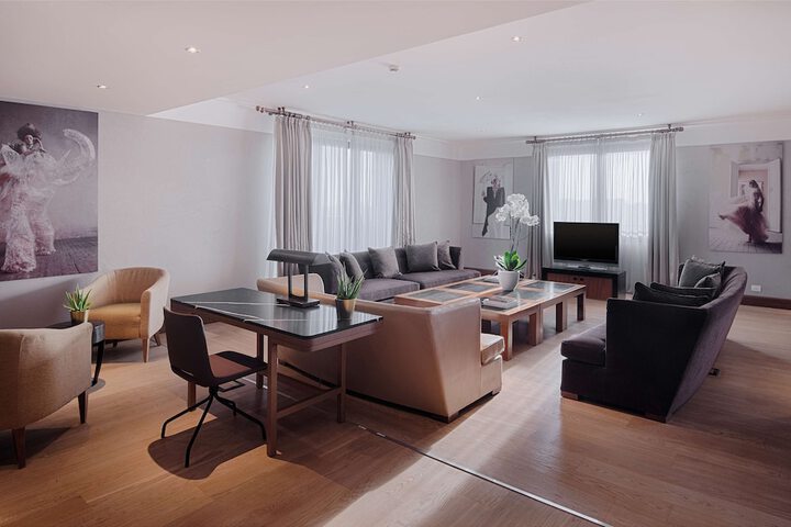 Hotel Interior 116 of 135