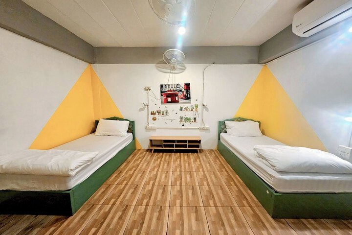 Room 43 of 94