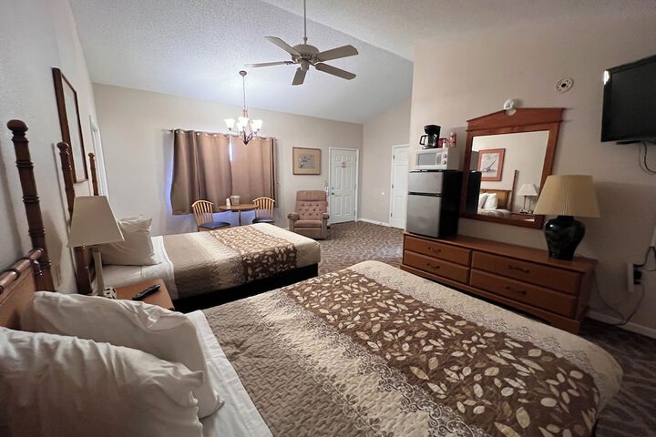Room 12 of 48