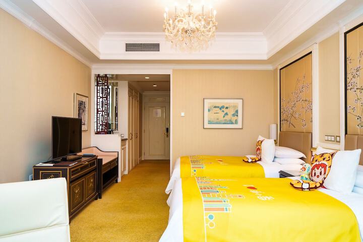 Room 103 of 229