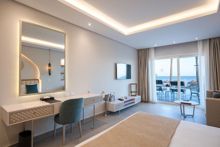 Room 10 of 85