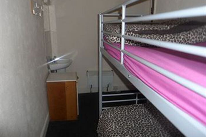 Room 15 of 15