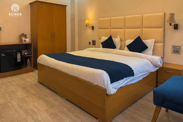 Room 14 of 52
