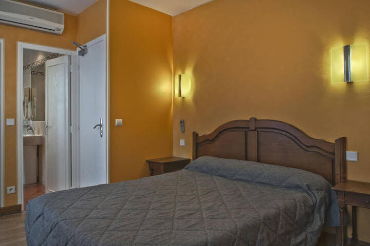 HOTEL DU COMMERCE