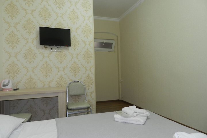 Room 27 of 57