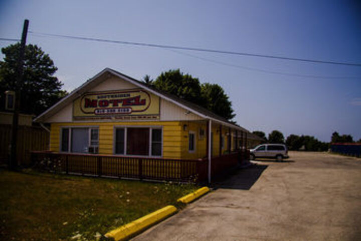 Southsider Motel