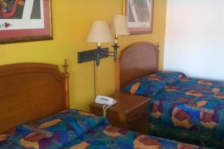 Room 25 of 52