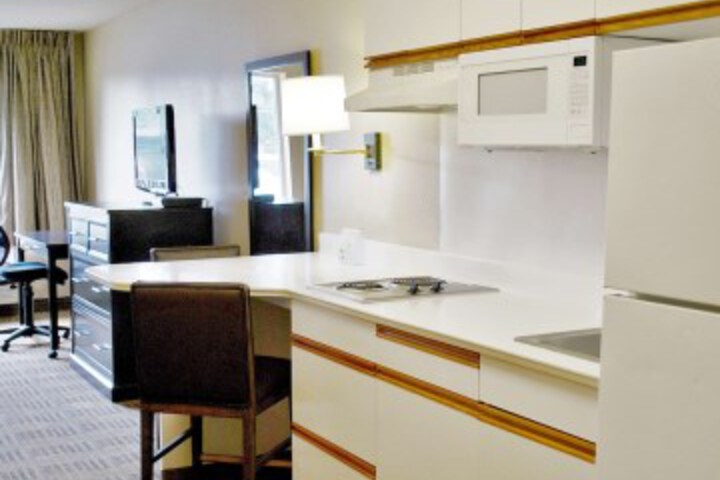 Room 11 of 35