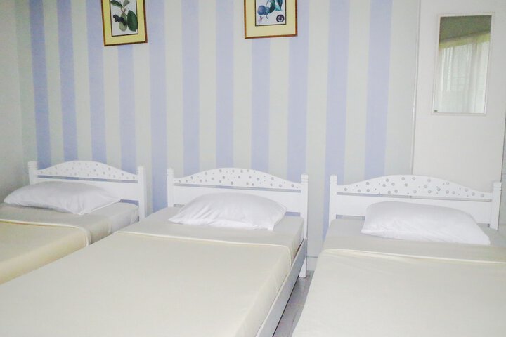 Room 18 of 35