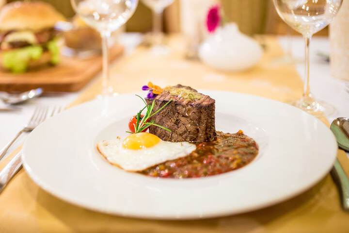 Dining 50 of 91