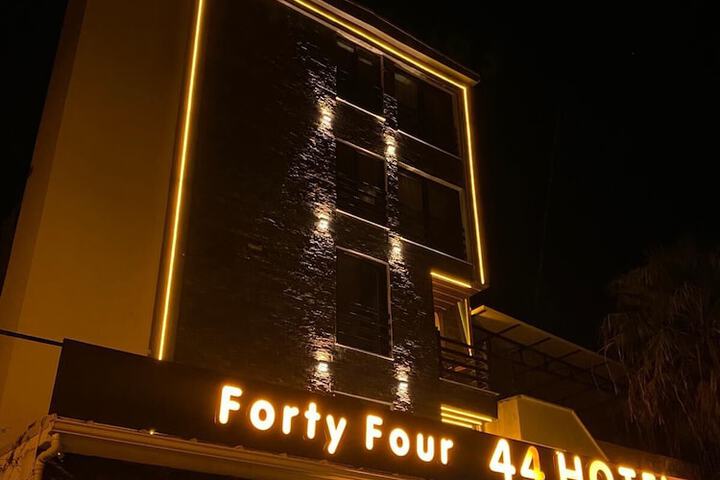 Hotel 6 of 6