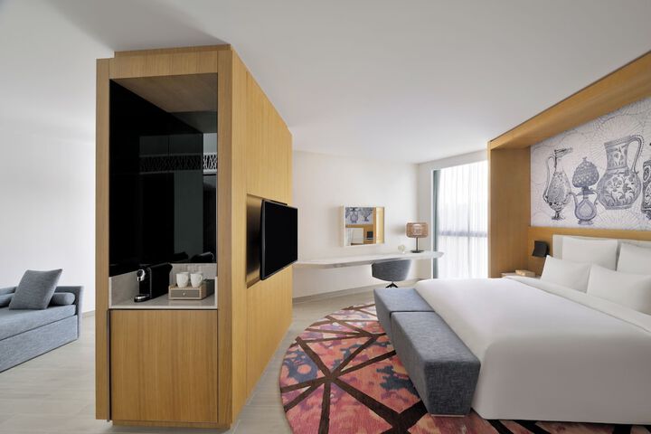Room 7 of 115
