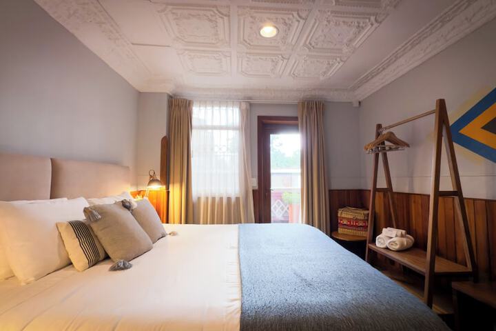 Room 18 of 30