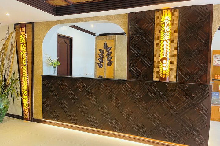 Hotel Interior 7 of 147