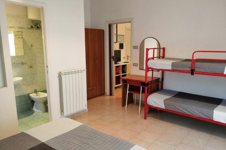 Room 27 of 65