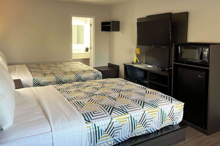 Room 17 of 25