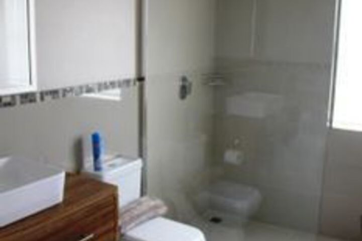 Room 4 of 15