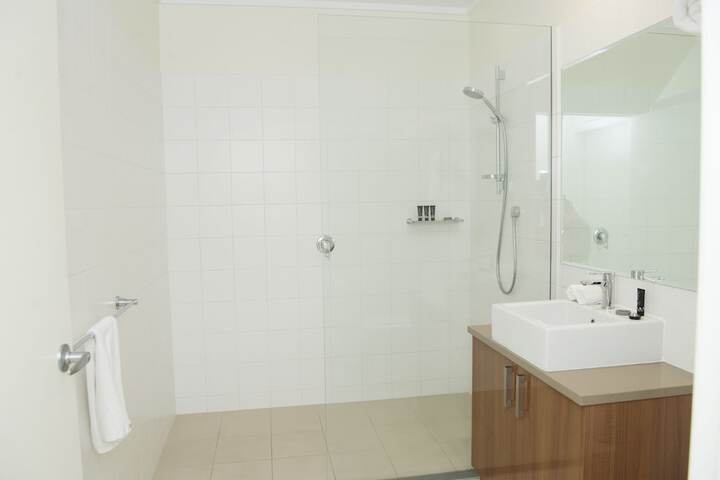 Room 18 of 26