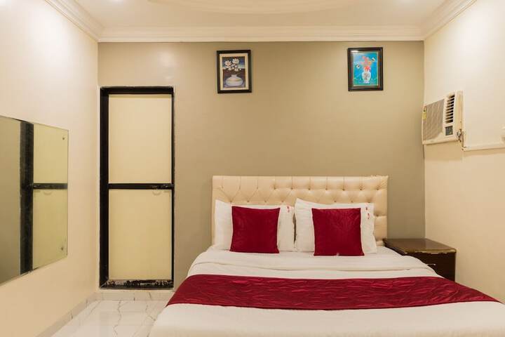Room 20 of 34