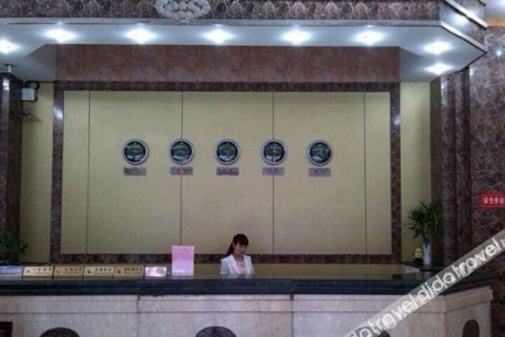 Hotel Interior 9 of 21