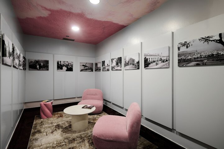 Lounge 175 of 186