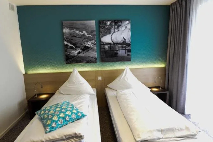 Room 5 of 23