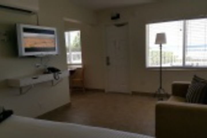 Room 688 of 695