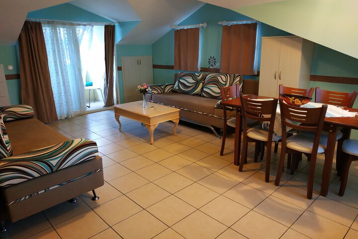 Room 36 of 74