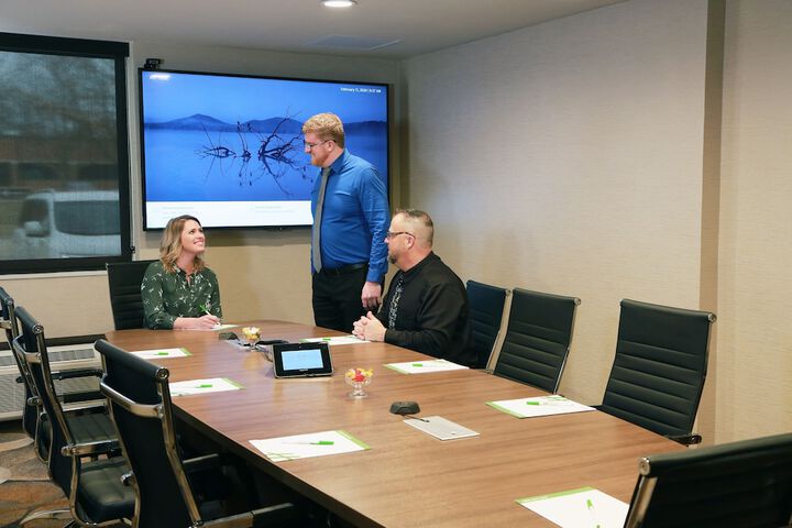 Meeting facility