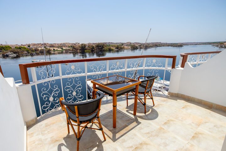 Terrace/Patio 17 of 38