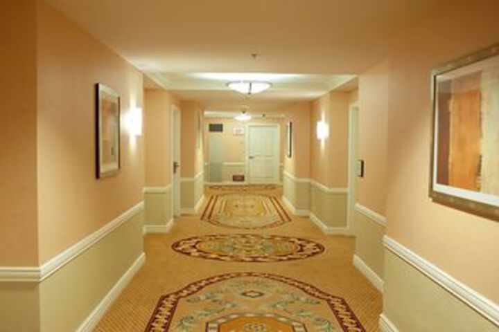Ballroom/Hall 61 of 164