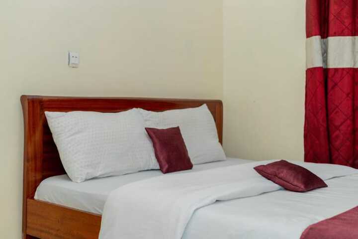 Room 6 of 40