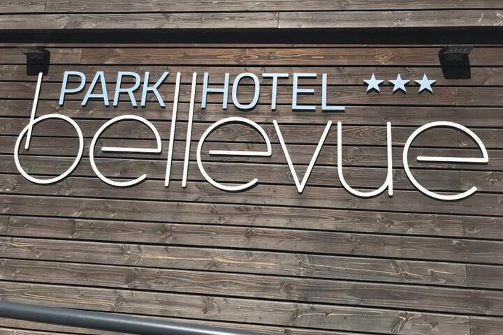 Hotel 74 of 83
