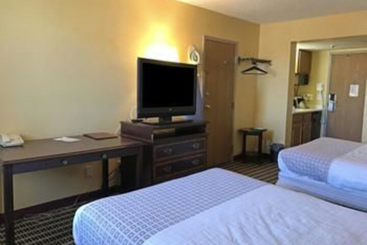 Room 15 of 44