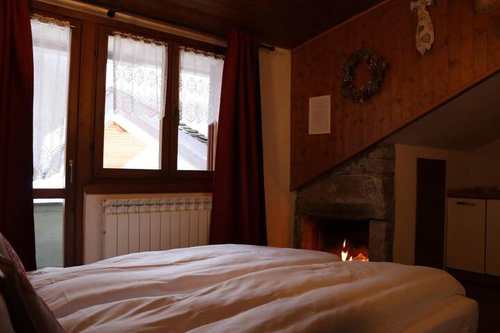 Room 18 of 35