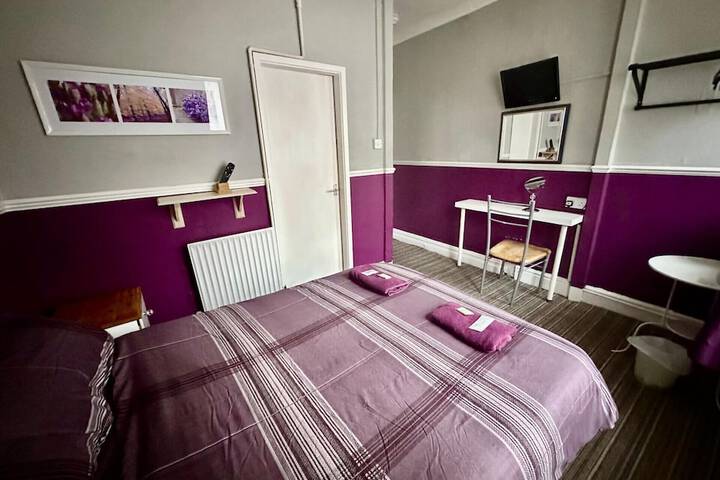 Room 5 of 21