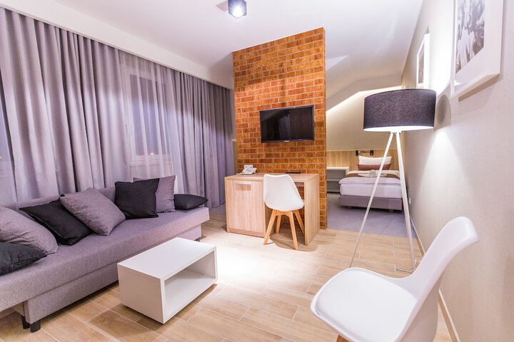 Room 20 of 47