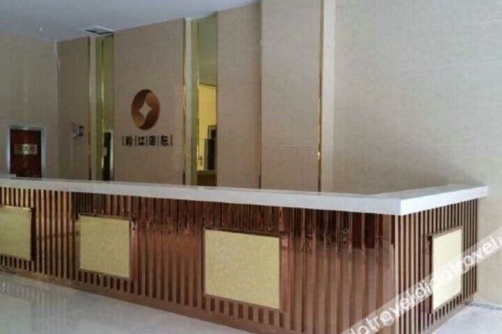 Hotel Interior 5 of 27