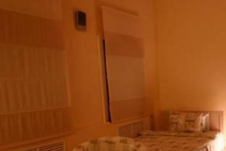 Room 3 of 6