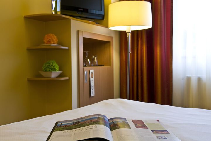 Room 14 of 53